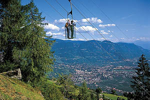 Cestovia da Vellau alla malga Leiteralm